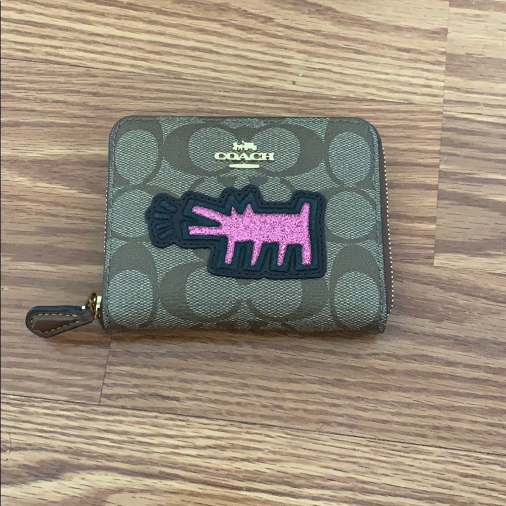 Keith Haring Canteen Cross body w/ matching wallet - Picture 2 of 6